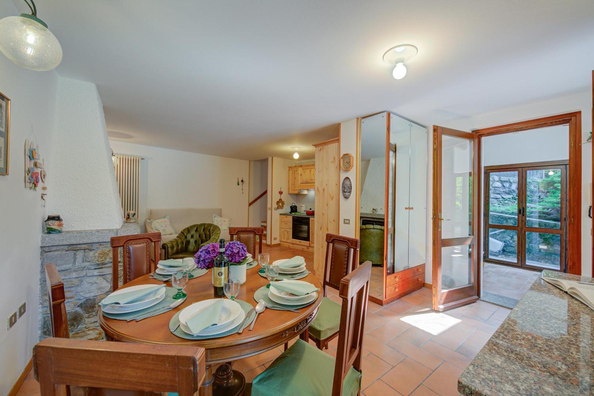 Villa Il Castagno Few Min From Beach - Happy Rentals Castelveccana المظهر الخارجي الصورة