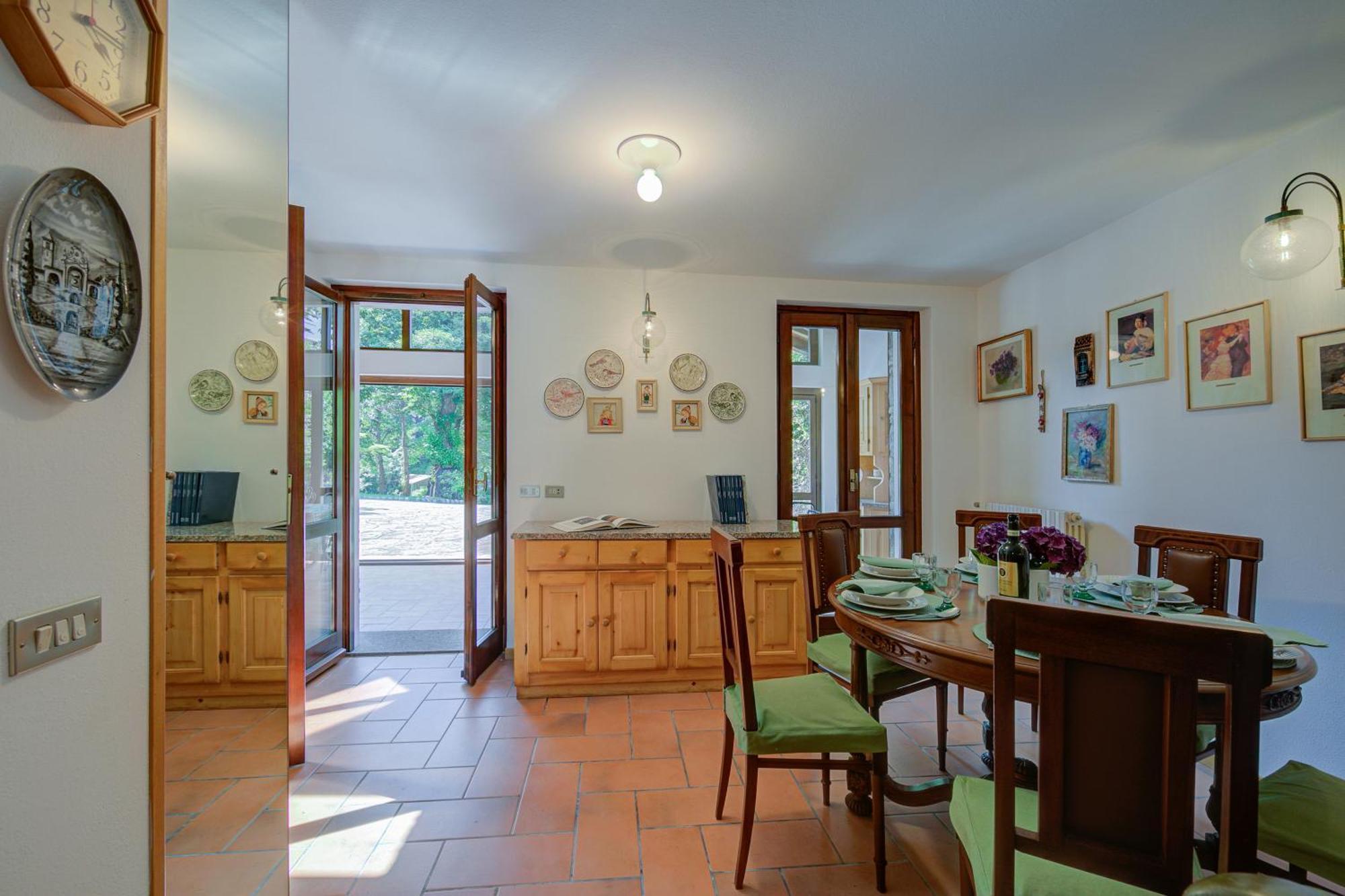 Villa Il Castagno Few Min From Beach - Happy Rentals Castelveccana المظهر الخارجي الصورة