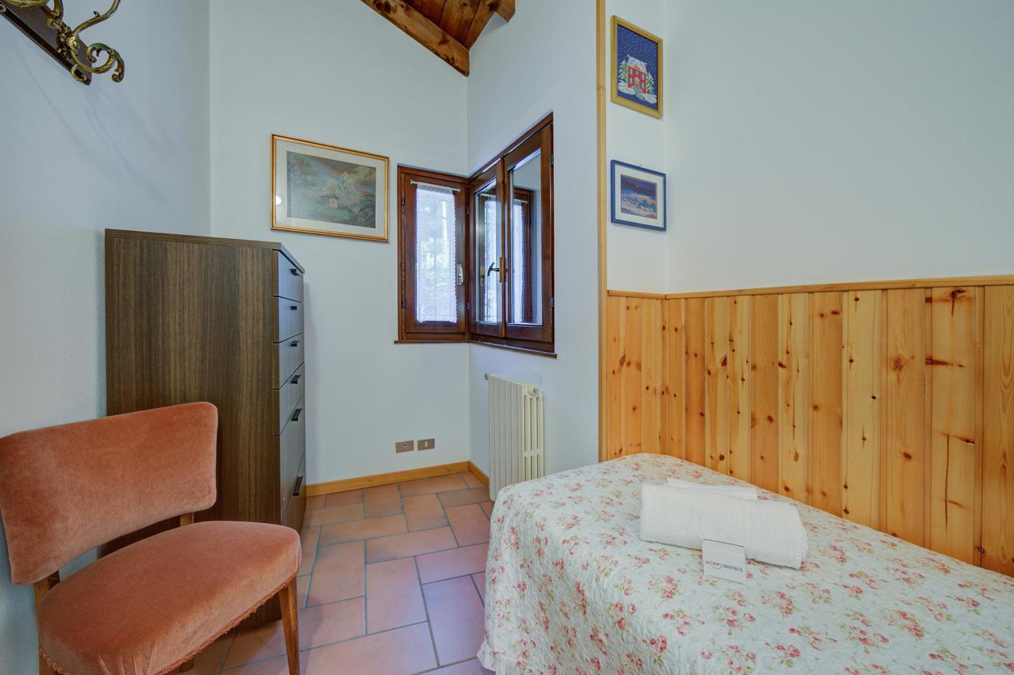 Villa Il Castagno Few Min From Beach - Happy Rentals Castelveccana المظهر الخارجي الصورة