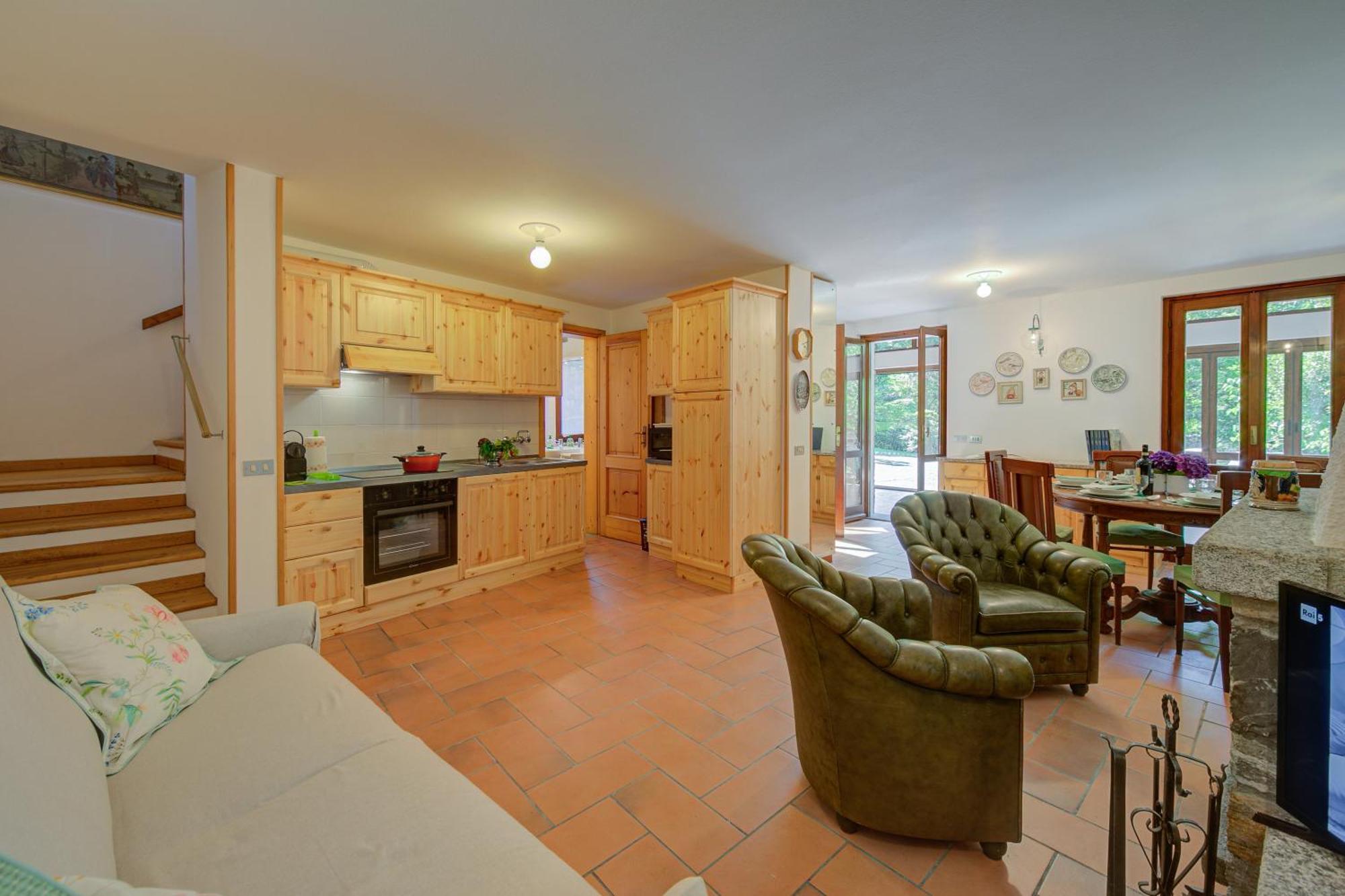 Villa Il Castagno Few Min From Beach - Happy Rentals Castelveccana المظهر الخارجي الصورة