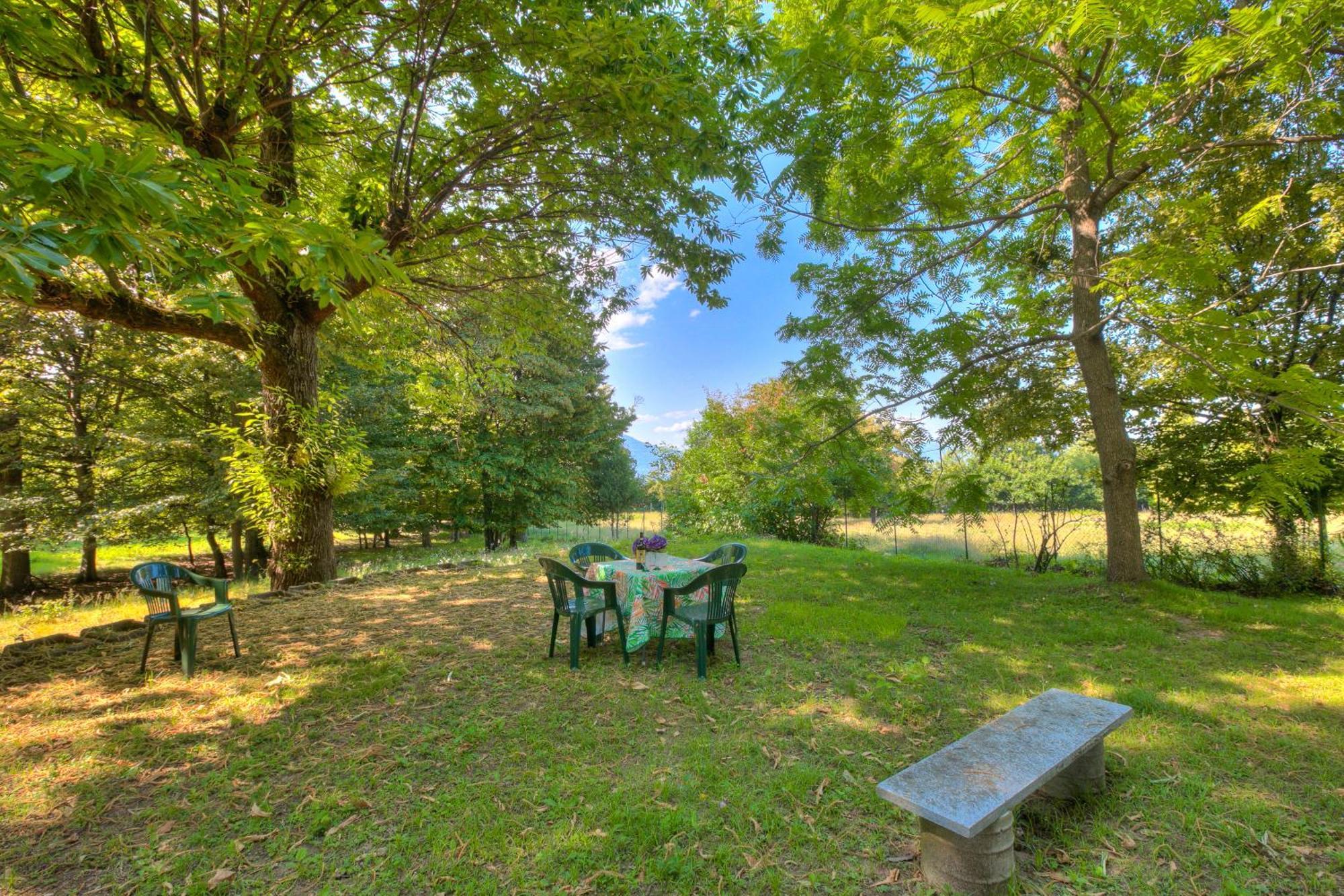 Villa Il Castagno Few Min From Beach - Happy Rentals Castelveccana المظهر الخارجي الصورة